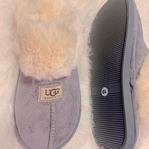 MAKE AN OFFER UGGs slippers size 10. Grey suede with off white color.